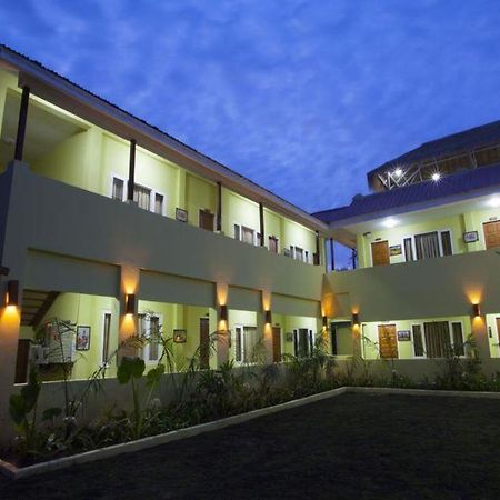 New Wave 1 Guesthouse Bagan Buitenkant foto