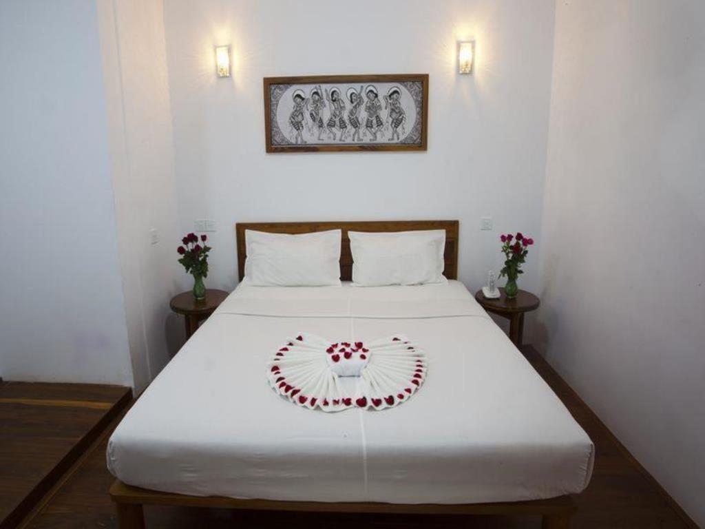 New Wave 1 Guesthouse Bagan Buitenkant foto